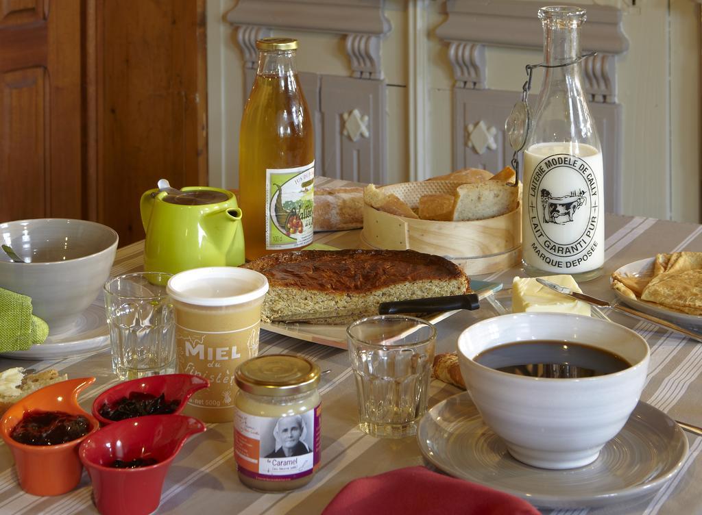 فندق Domaine Le Puits De Jeanne Plouégat-Moysan المظهر الخارجي الصورة